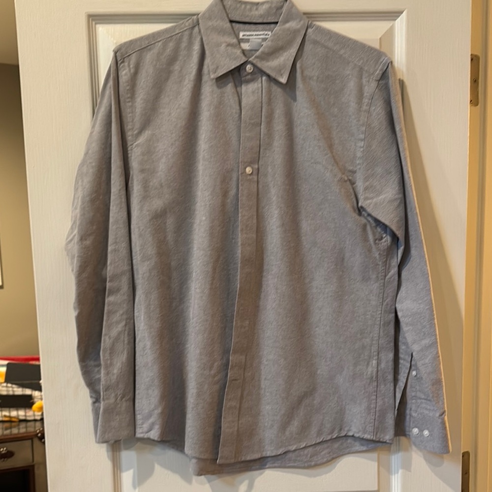 Amazon Essentials Gray Casual Button Down Shirt